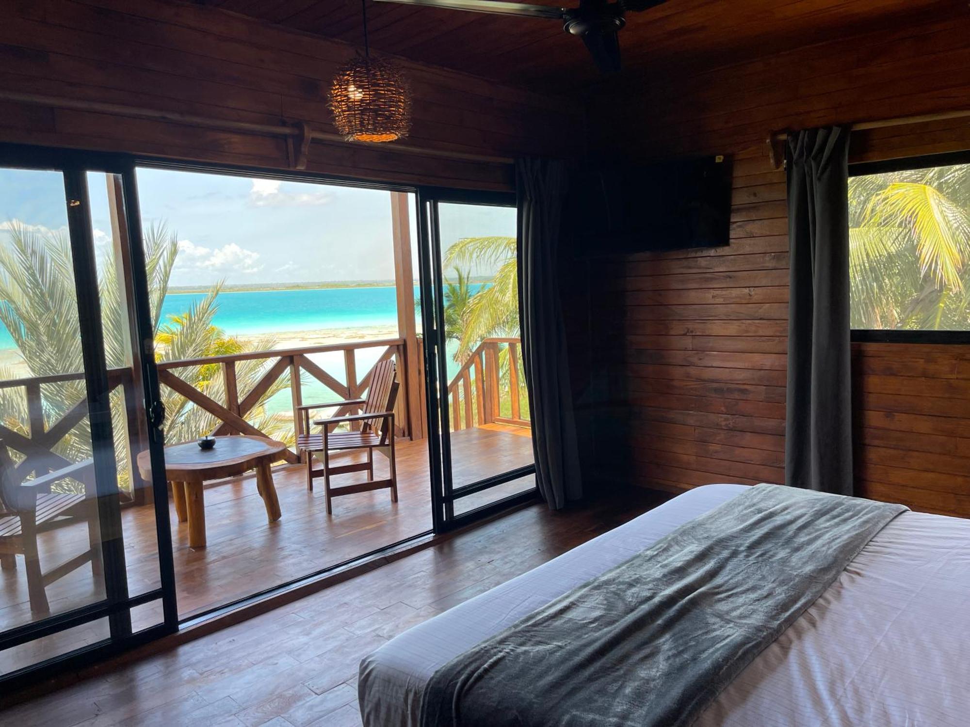 Hotel Blue Caribe Front Lagoon 4*